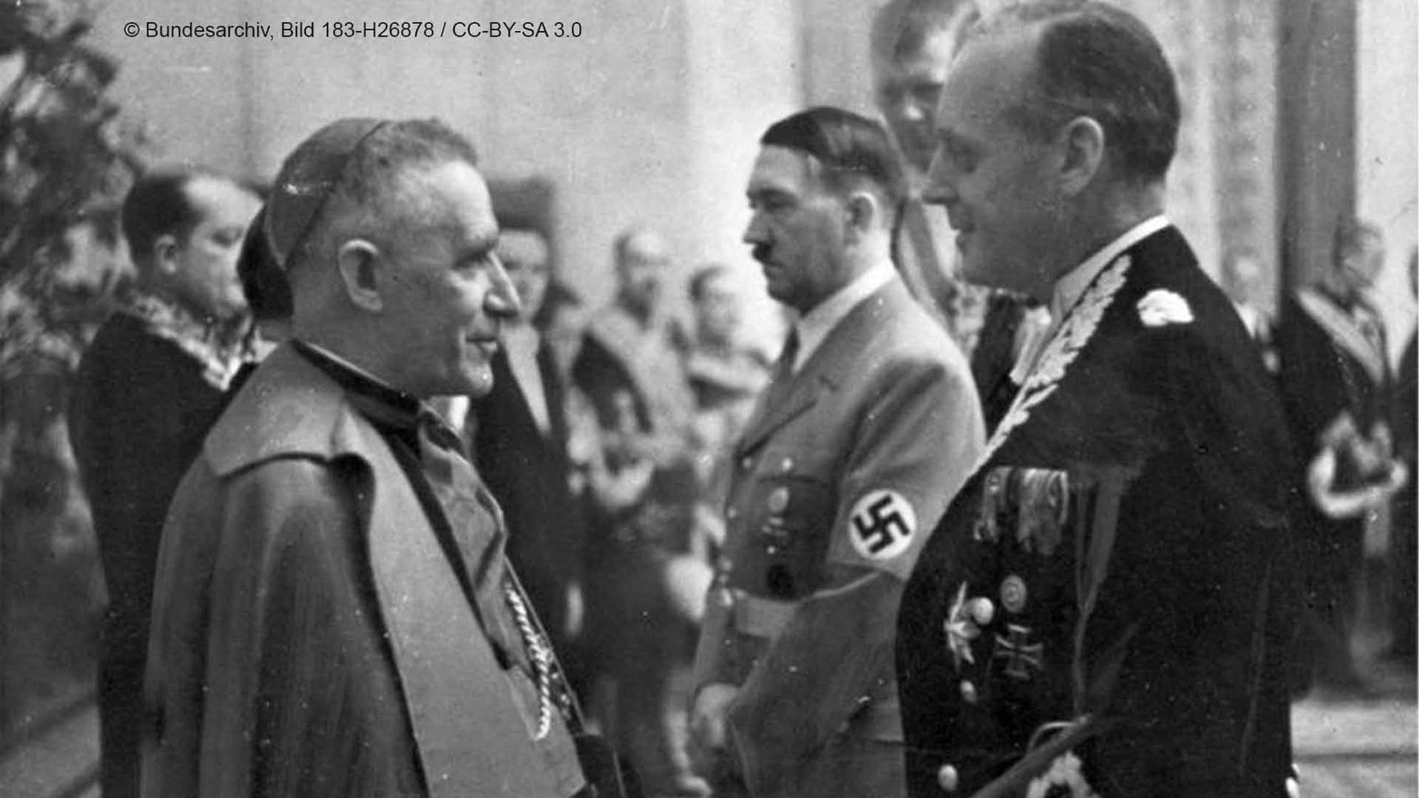 Hitler va voir le pape