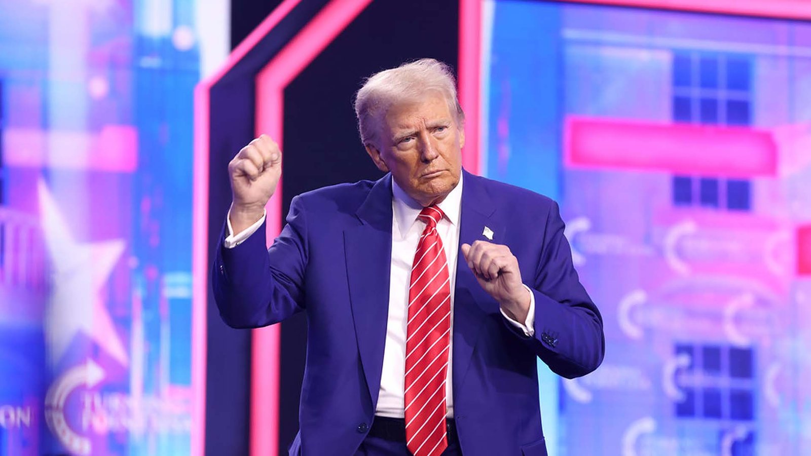 Donald Trump joue à l'idiot